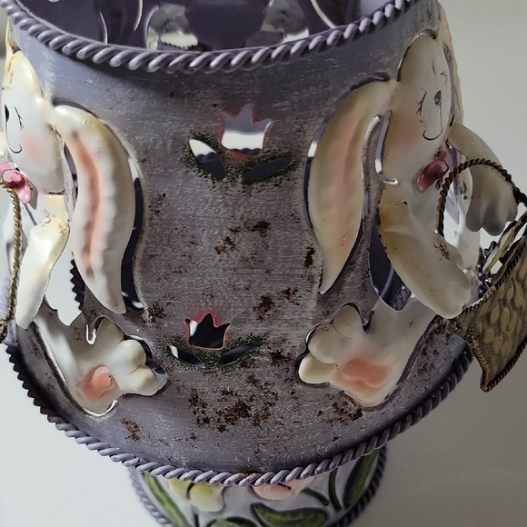 Charming Bunny Decorative Tealight/Candleholder With Tulips - Picture 7 of 12